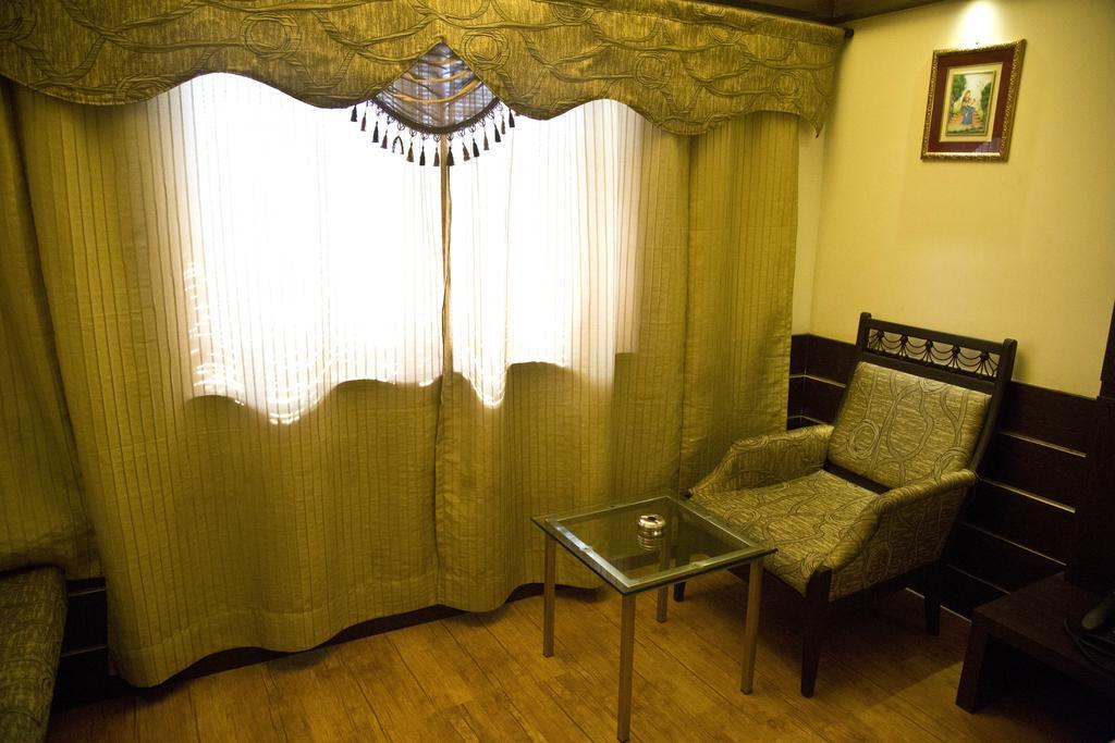 The Rajshahi Palace Hotel Indore Zewnętrze zdjęcie